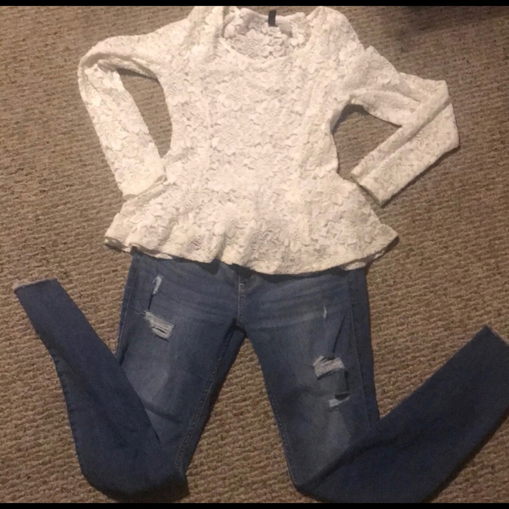 Pant and blouse 👚 2 for 20